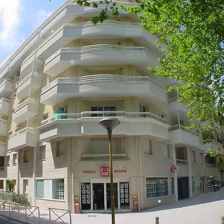 26 Boulevard Albert 1er * Antibes